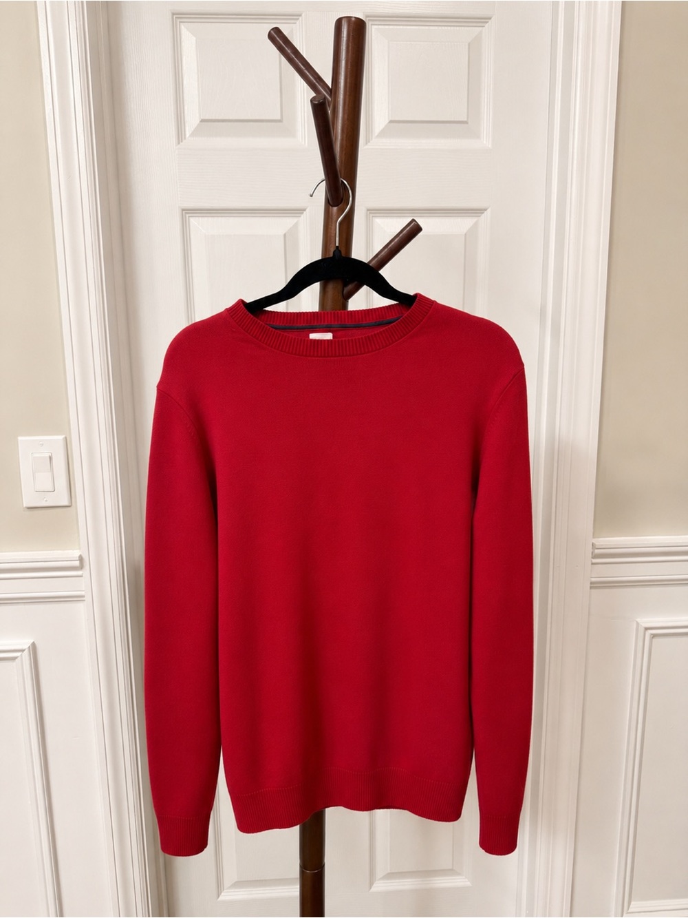GAP Men's Red Crewneck Sweater